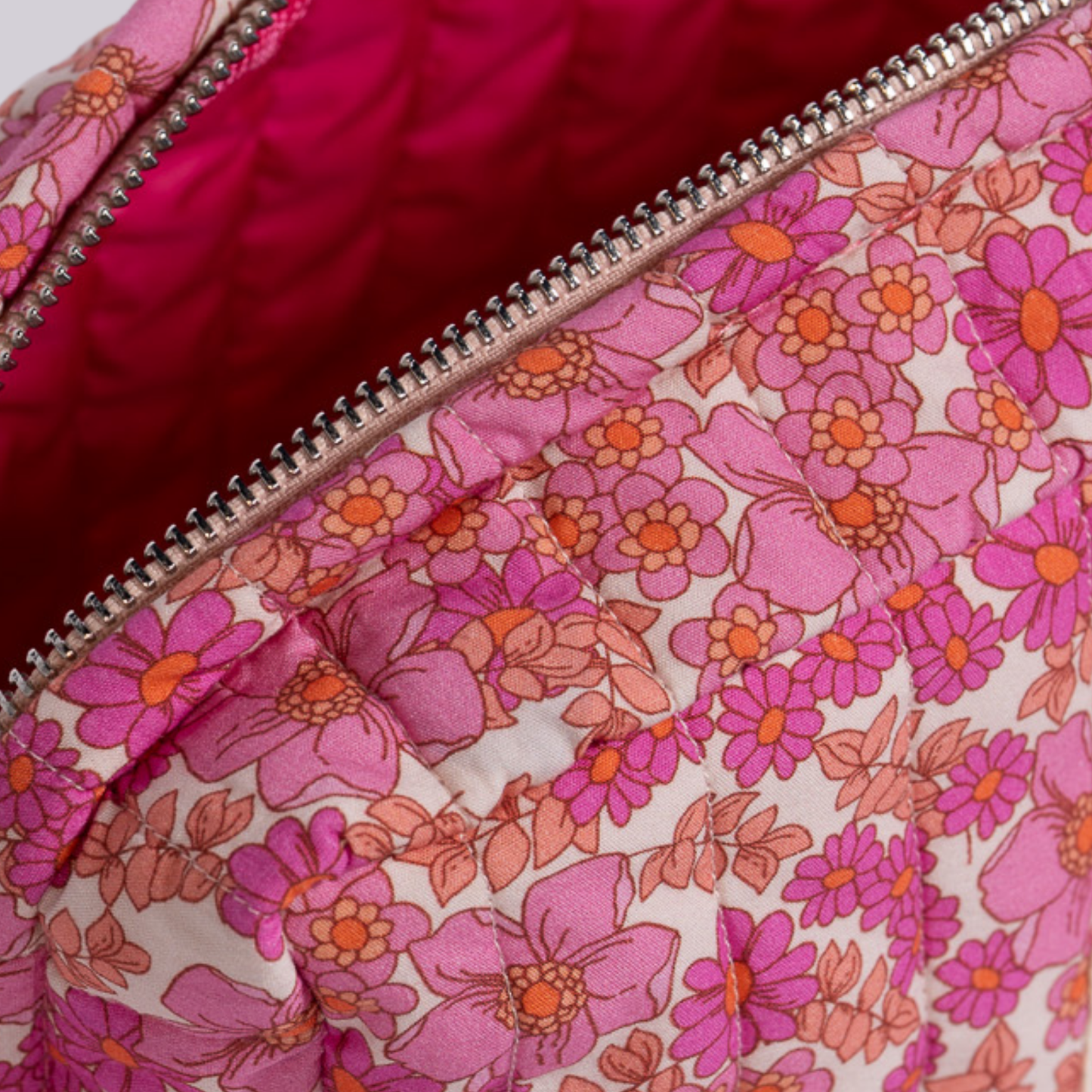 Cotton Candy bakım çantası iç bölüm, seyahat ve günlük kullanım için ideal