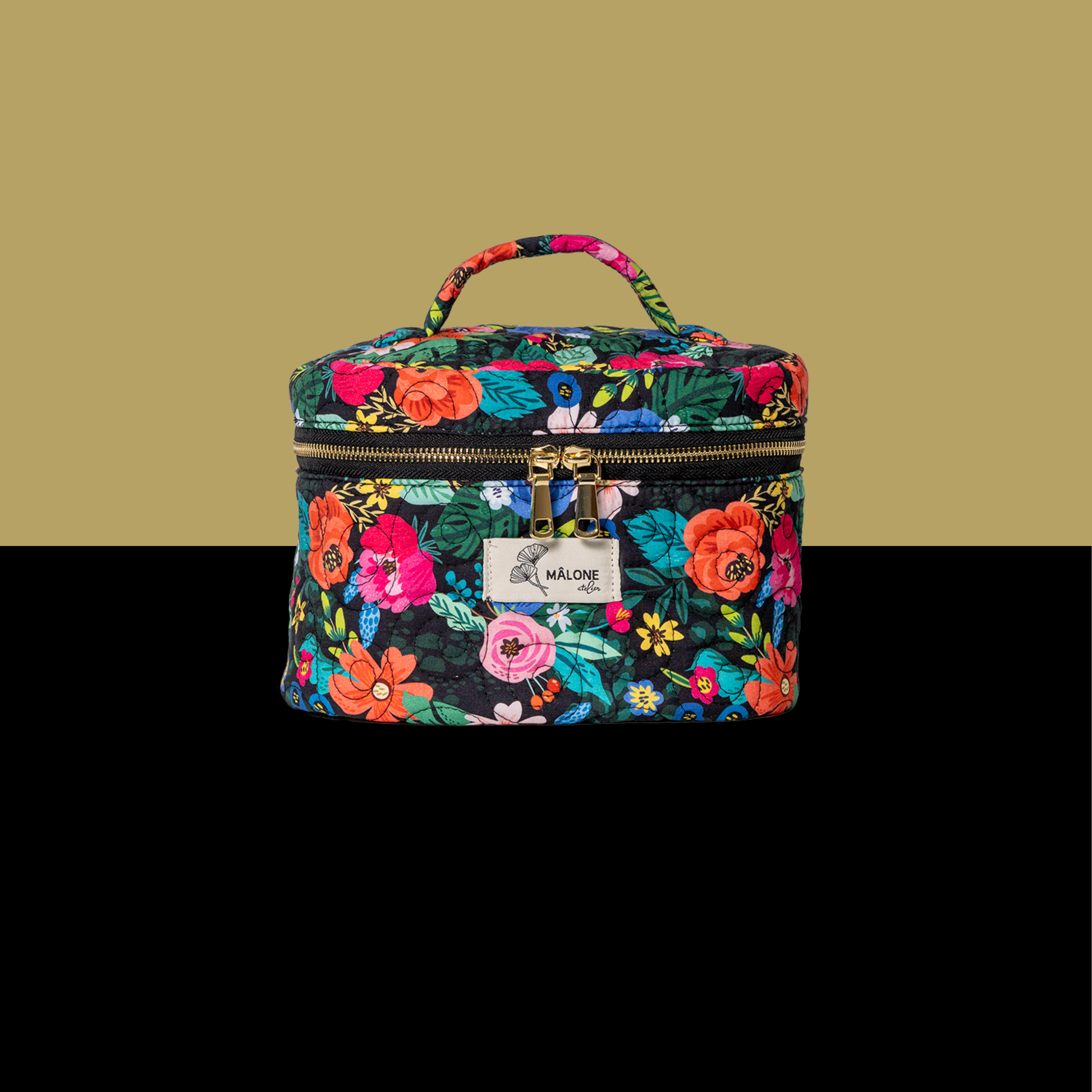 Dark Garden Kozmetik Çantası ön görünüm, kapitone desenli makyaj ve bakım çantası